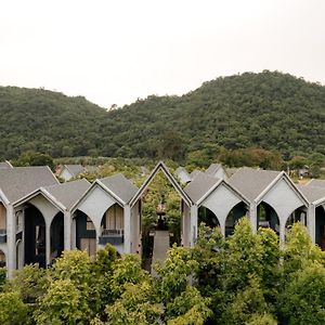 Hotel Labaris Khao Yai